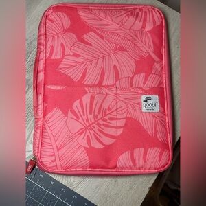 Yoobi Pink Botanical Laptop Holder / Sleeve